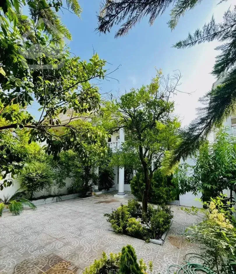 280 متر ویلا باغ دنج و باصفا سنددار