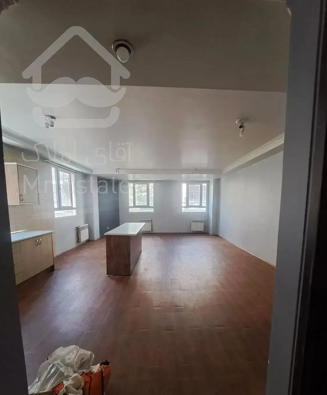 ۸۰ متر آپارتمان در ستارخان