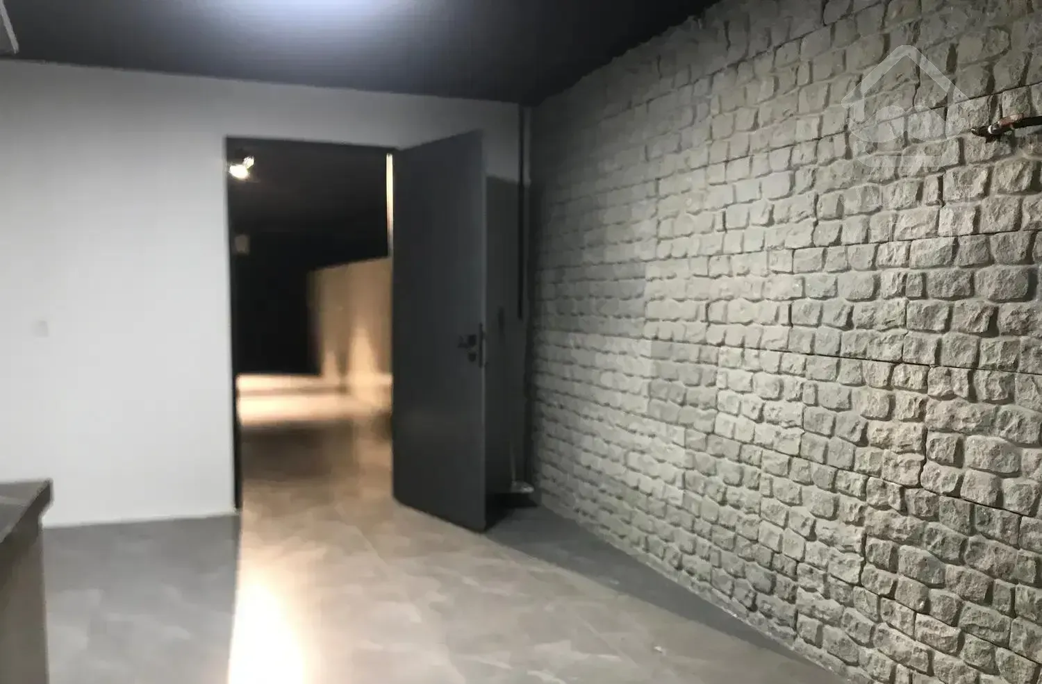 آپارتمان ۶۰متر یک خواب(مناسب سکونت یا دفتر کار)