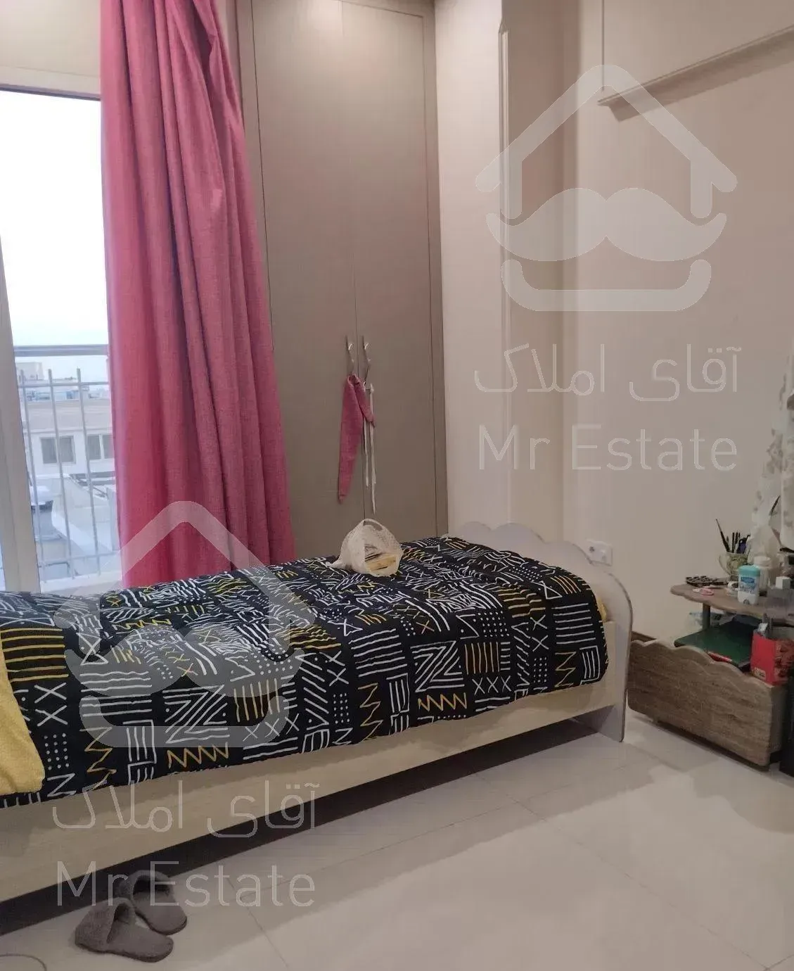 یک طلای 24 عیار سعادت آباد ( 123 متری ) فول نوسازی