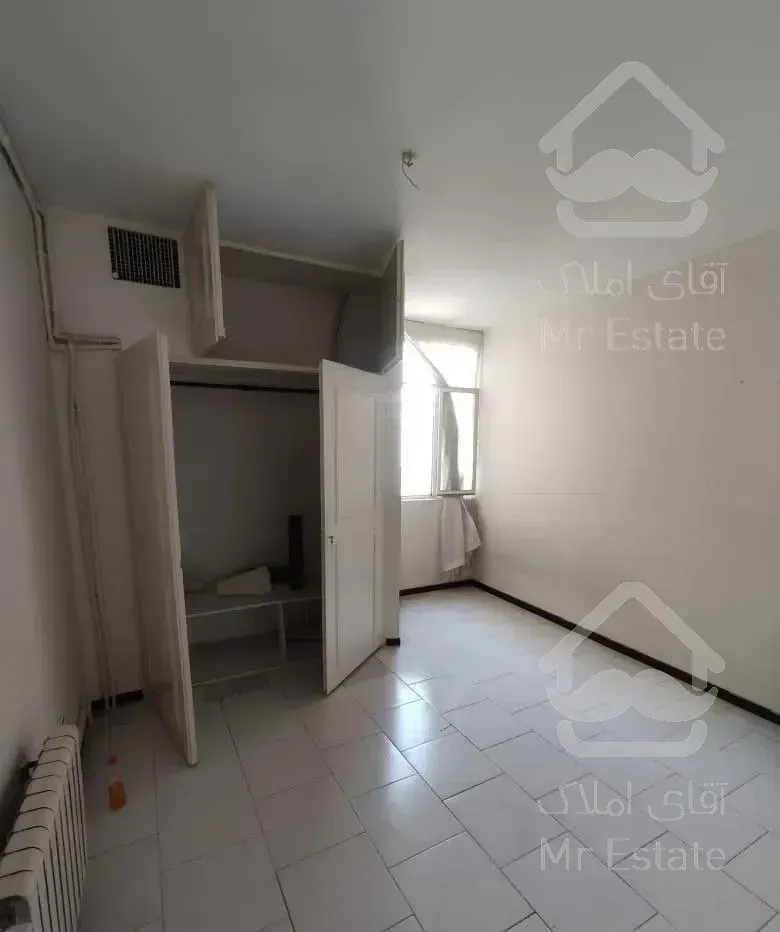 ۱۳۰متر/۳خواب/آکواریوم نور/۲پارکینک