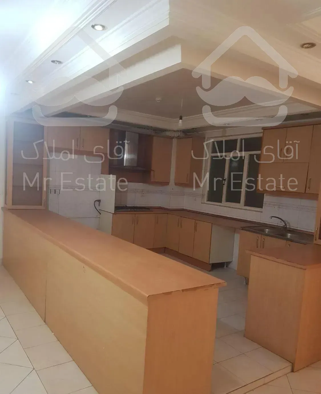 کریم خان خ به آفرین۲۰۰متر۴خوابه تکواحدی