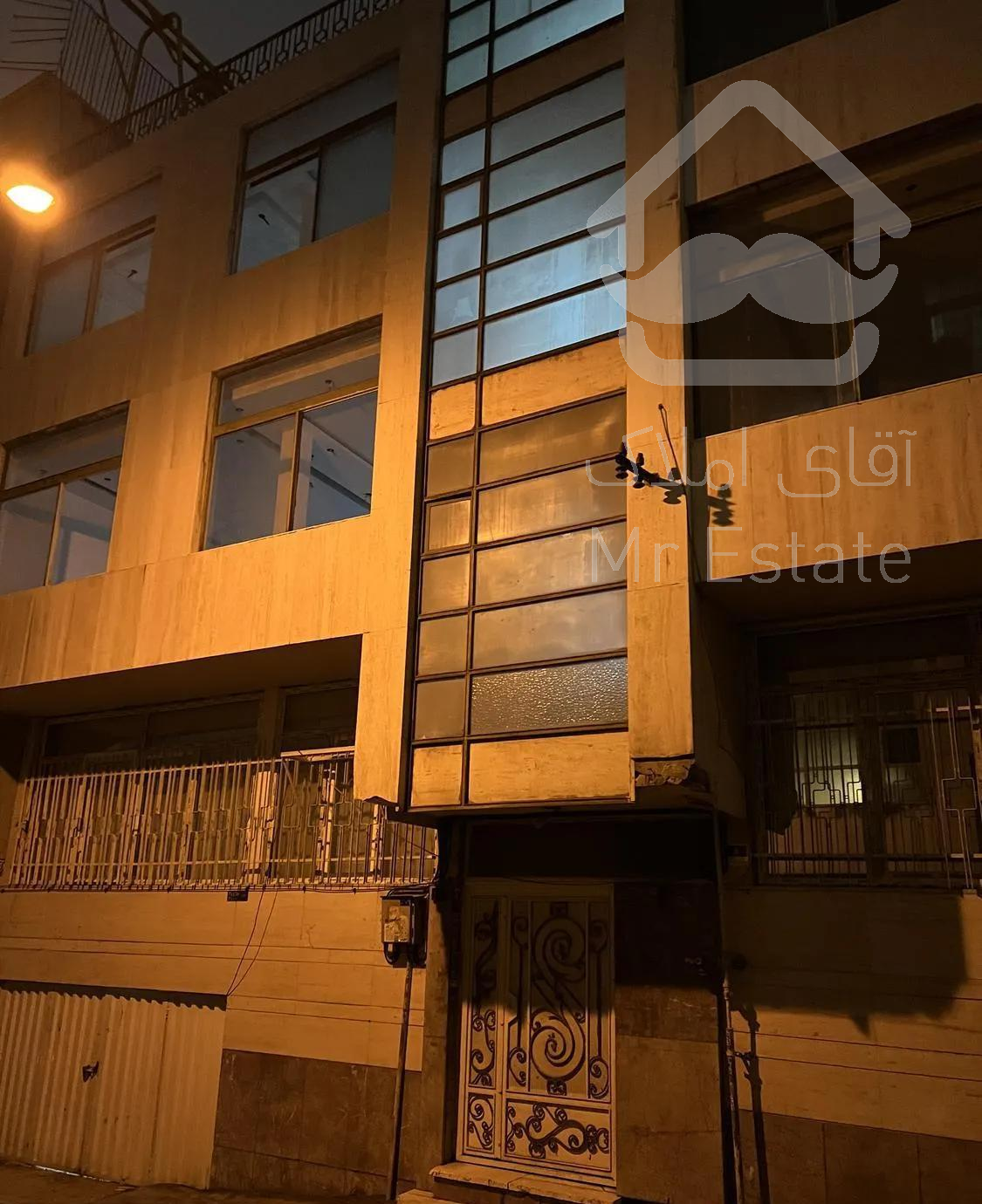 قائم مقام فرهانی/۱۵۰متر۳خوابه/تکواحدی