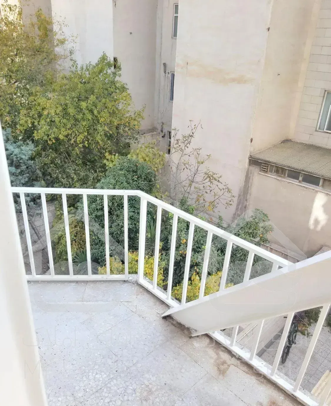 ۸۰متر/پارکینگ  دار /نبرد شمالی