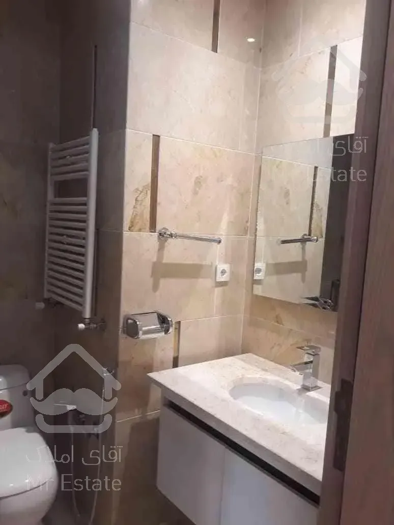 150 متر برج باغ فرمانیه نیمه فرنیش طبقات بالا