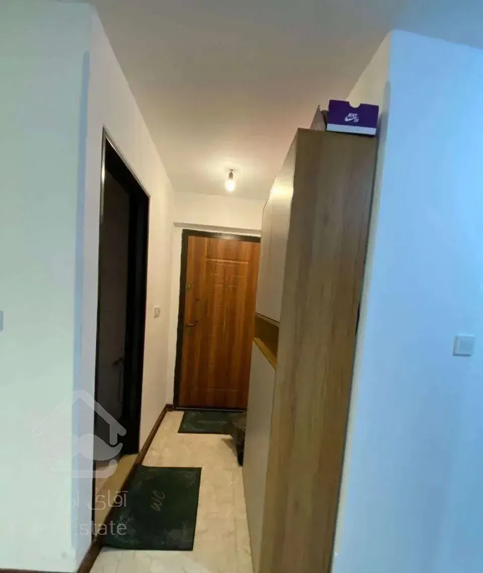 واحد 104متر طبقه 5  فول شیک بی نظیر در هفده شهریور