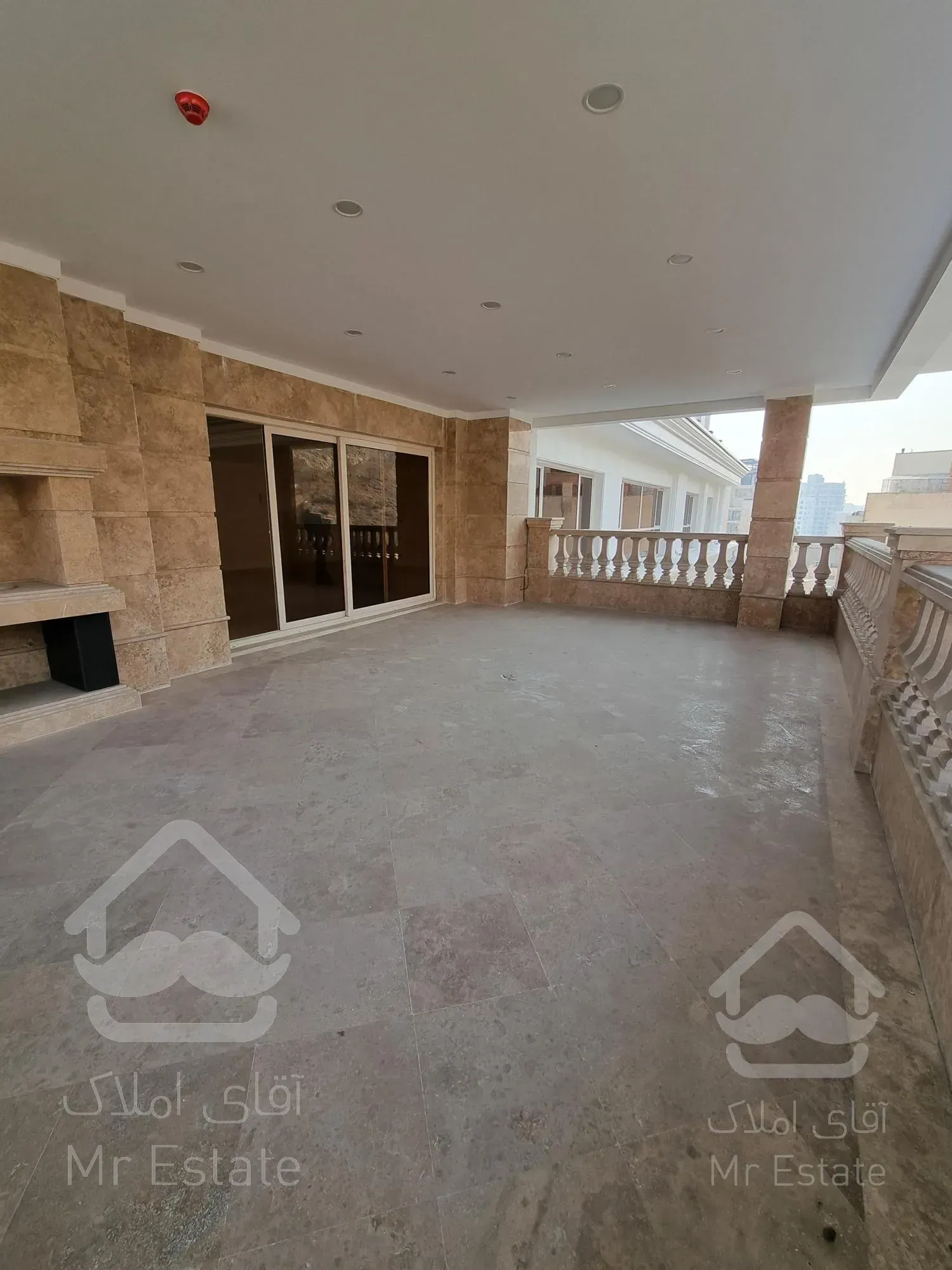 465 متر بهشت روی زمین