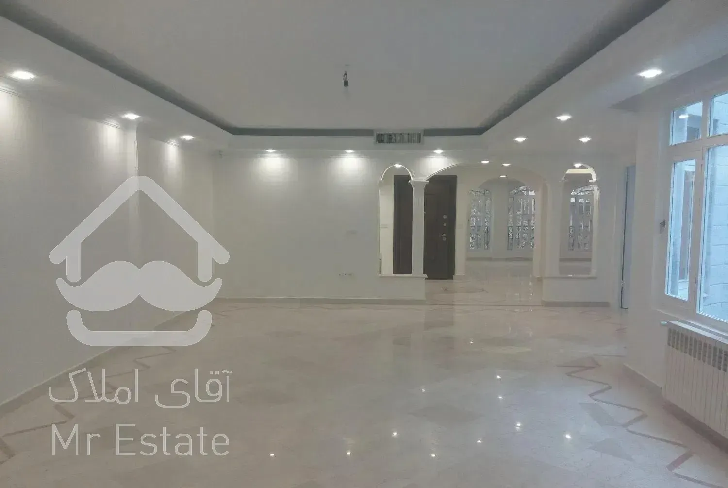 دروس ۳۰۰ متر ۴ خواب ۲ پارکینگ تکواحدی