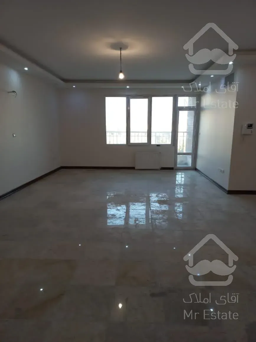 فروش واحد 100متری دو خواب، سالن پرده خور