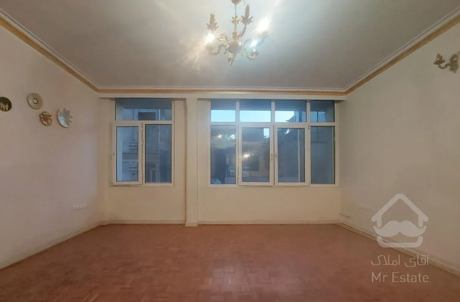 ۶۵ متر ۱ خواب/ خیابان شیدایی/تکواحدی