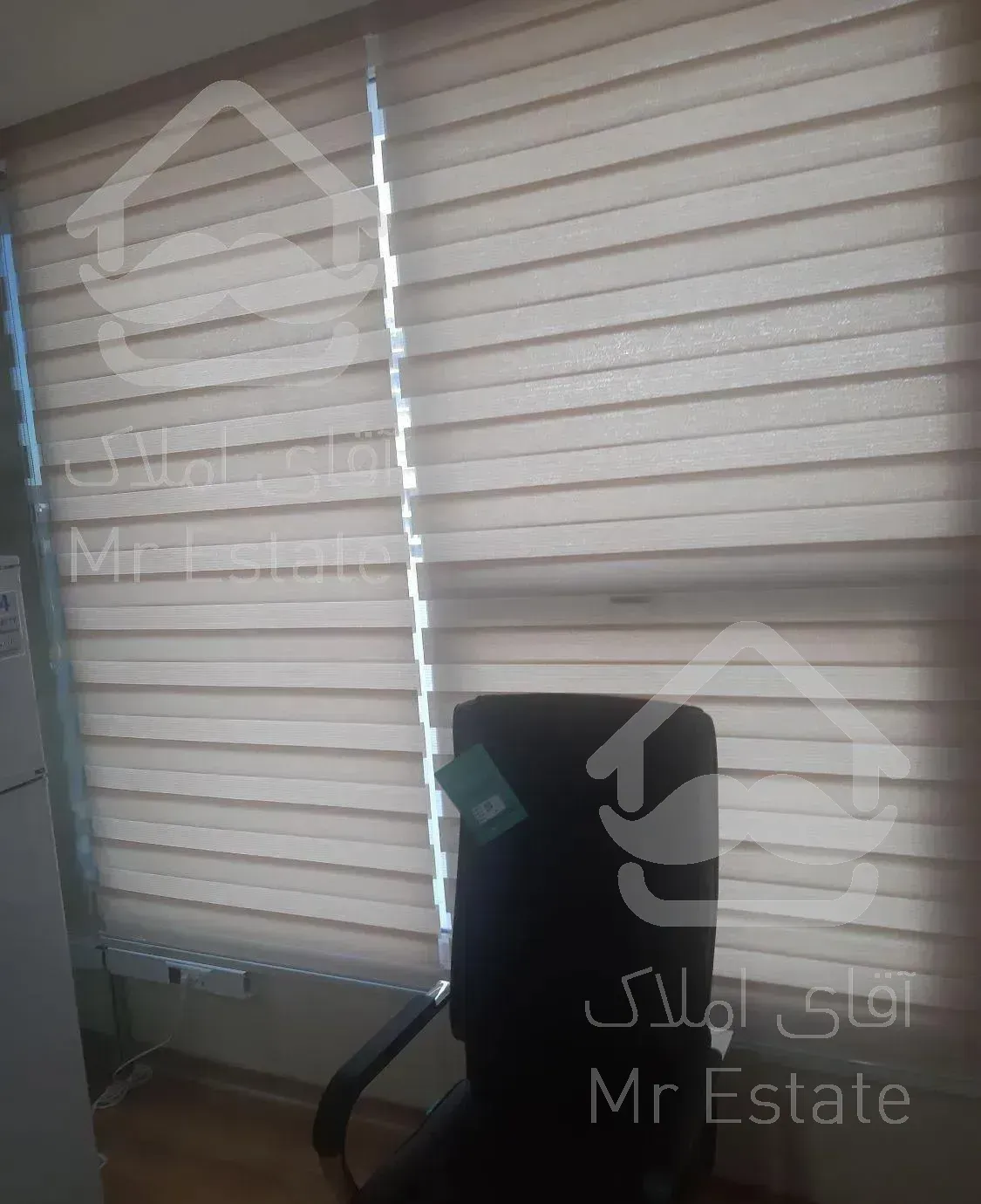 رهن ۲۶ ماهه ۱۰۰ متر اداری کنتراست مال دریاچه چیتگر