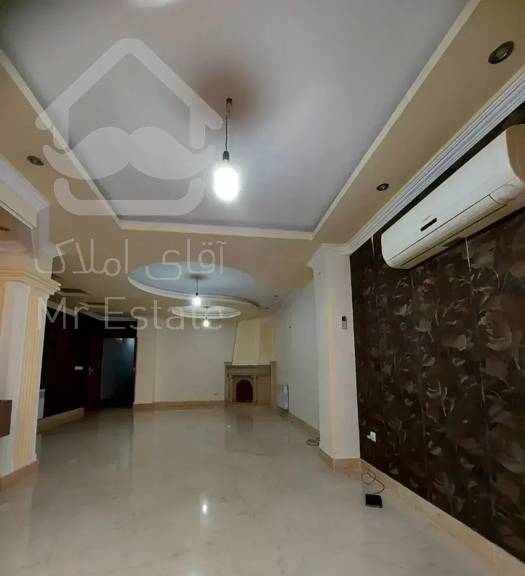 آپارتمان 115متر 2خواب خیابان هراز قبل میدان قاعم