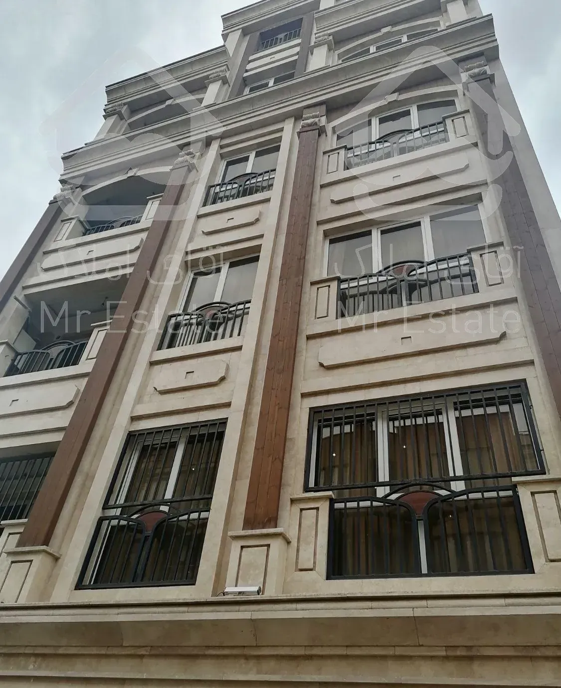 اجاره واحد 180 متر دو پارکینگ کلید نخورده