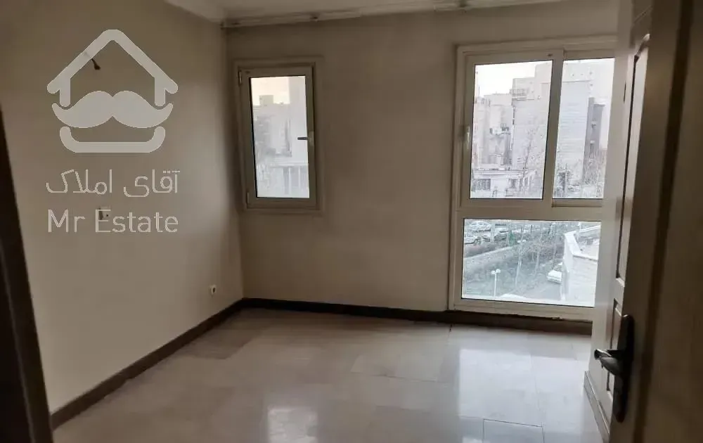 میرداماد نفت دهم ۱۷۷ متر ۳ خوابه با استخر فعال