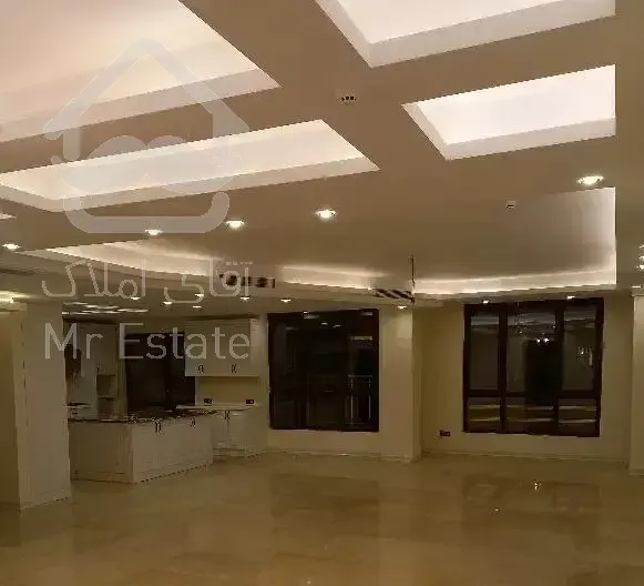 فروش آپارتمان ۱۲۰ متری/آلاله شرقی/کم سن