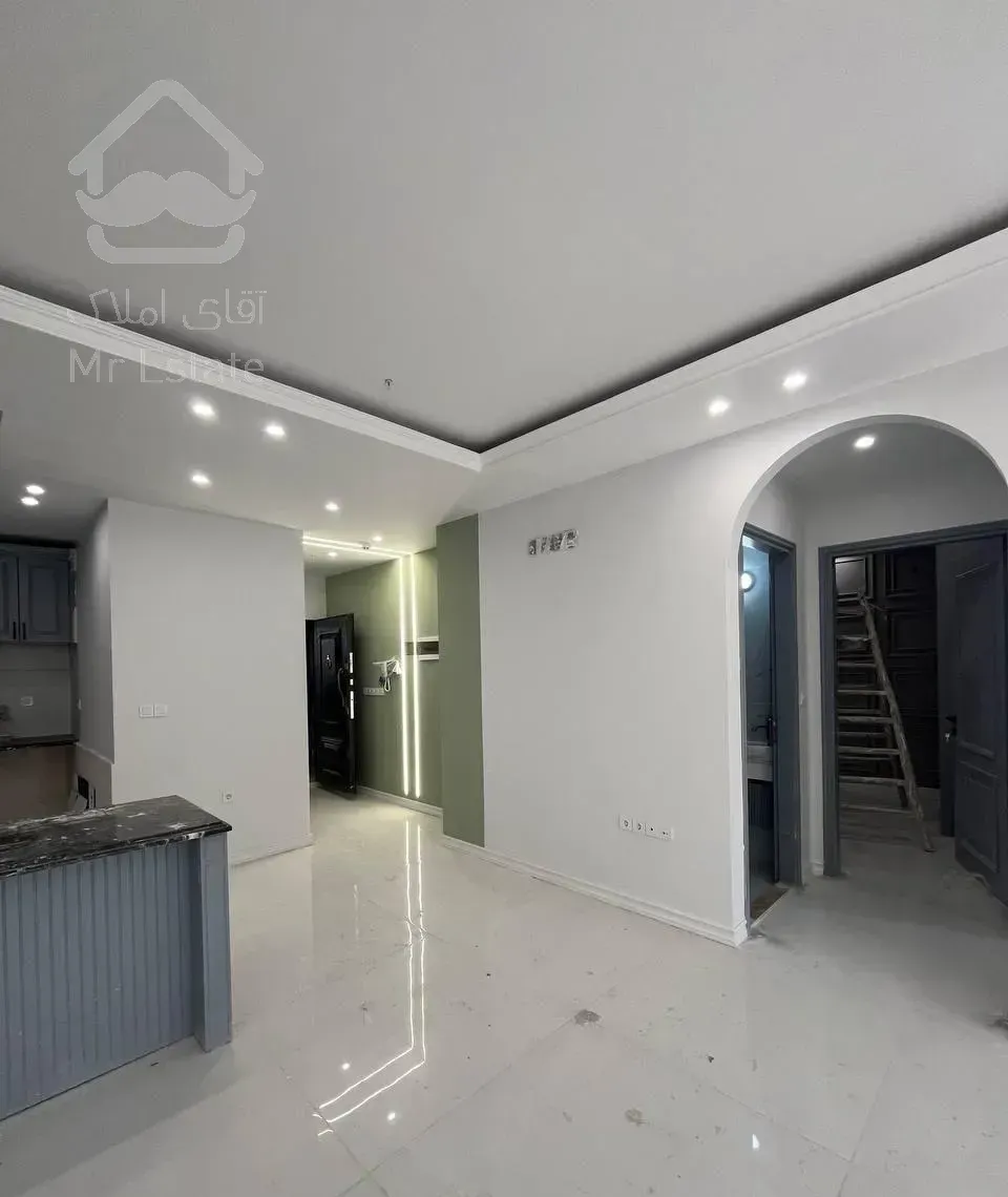 دوخوابه مهندسی‌ساز با آشپزخانه بزرگ/اکبری