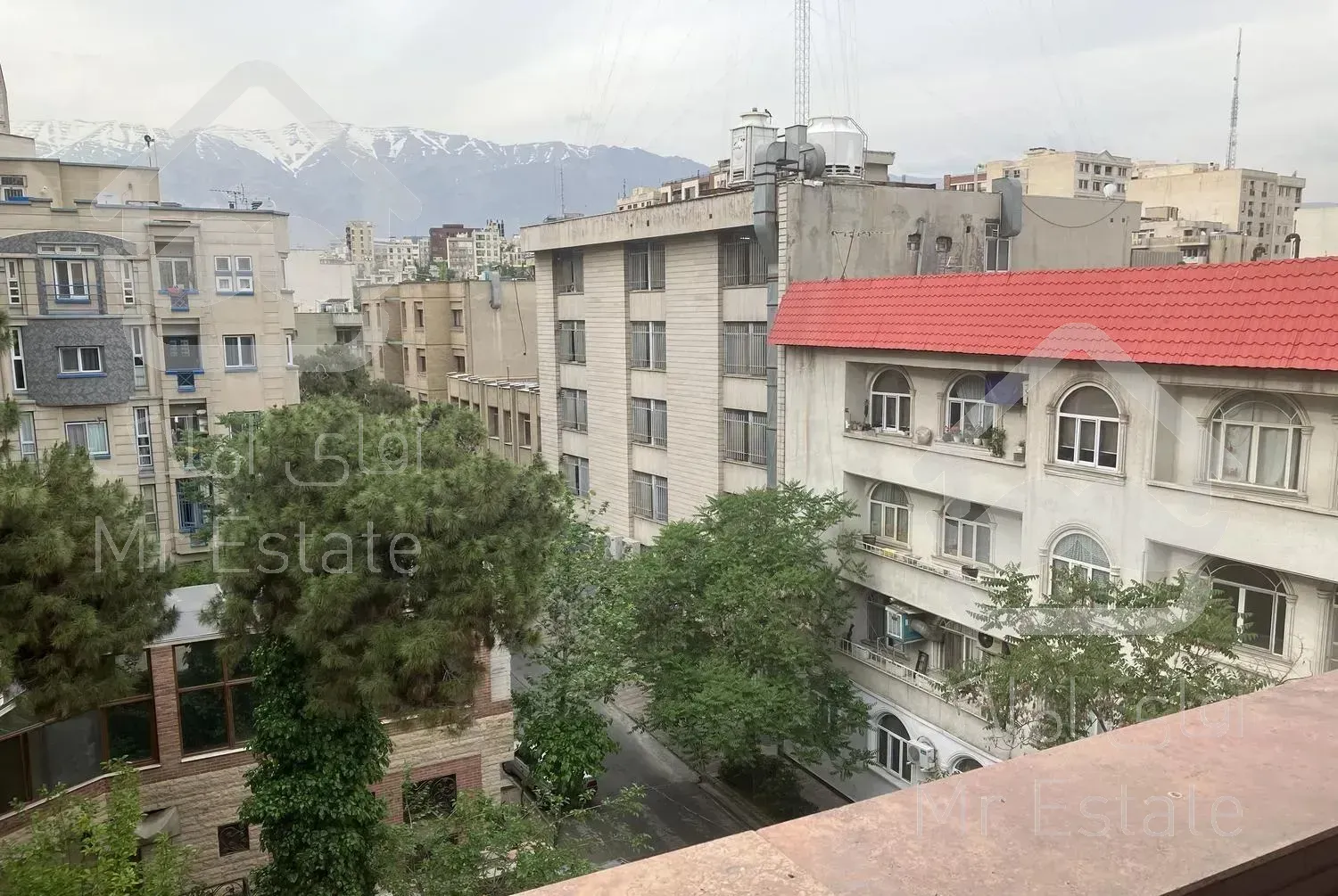 ۱۵۳ متر ۳ خواب غرق نور توانیر