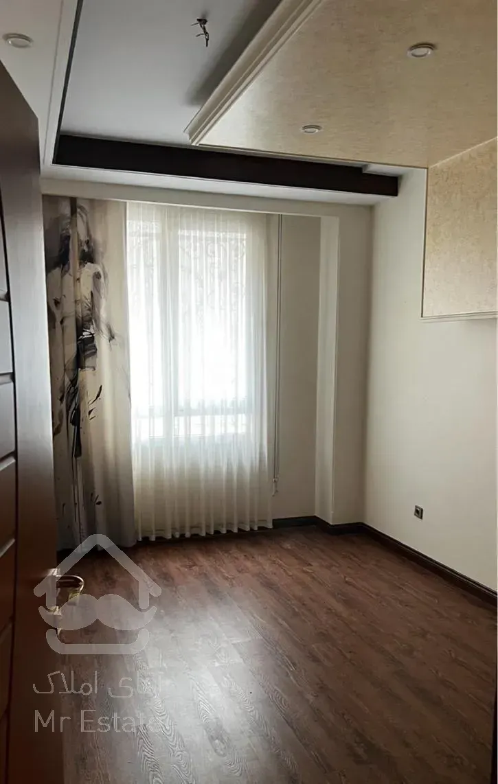 اپارتمان ۱۳۰ متر ۳ خ و ۱۱۰ متر ۳ خ فول شهرک غرب