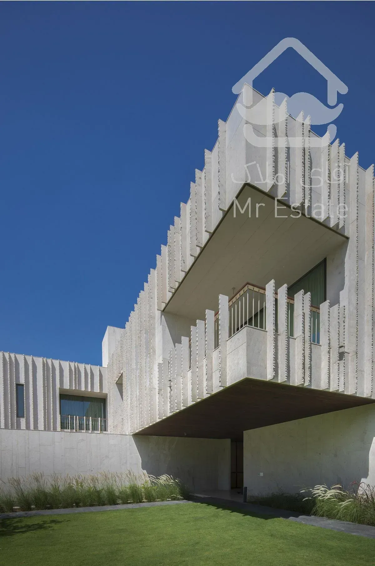 فرشته، ۱۱۰۰ متر ویلای مدرن