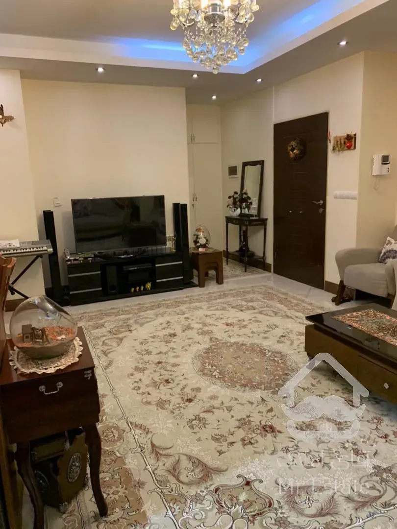 آپارتمان ۷۲ متری دو خواب امکانات عالی سال ساخت ۱۳۹۵