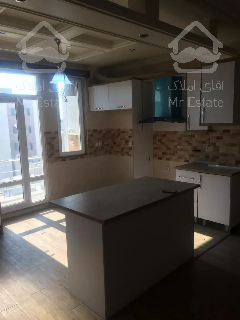 ۱۰۵متر آپارتمان صادقیه زیر قیمت