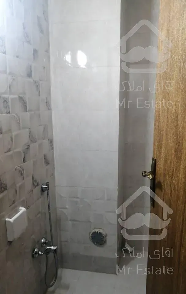 ۱۲۰متر تکواحدی نوساز تخلیه طبقه دوم فول امکانات