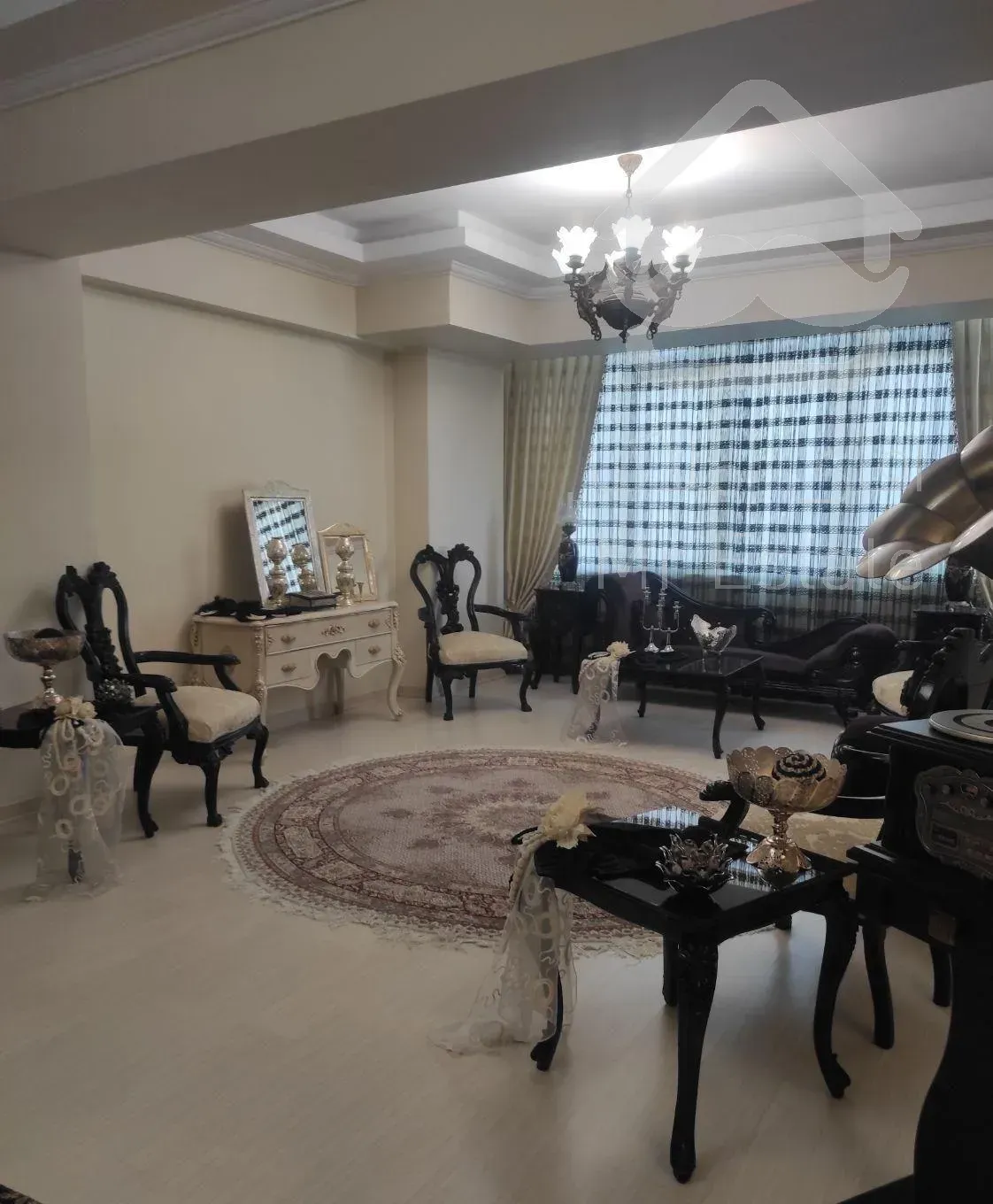 ۱۴۶ متری ۳ خواب ولیعصر فول امکانات برج گلها