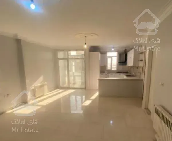 81 متر/خوش نقشه/نوساز/غرق نور/فول امکانات