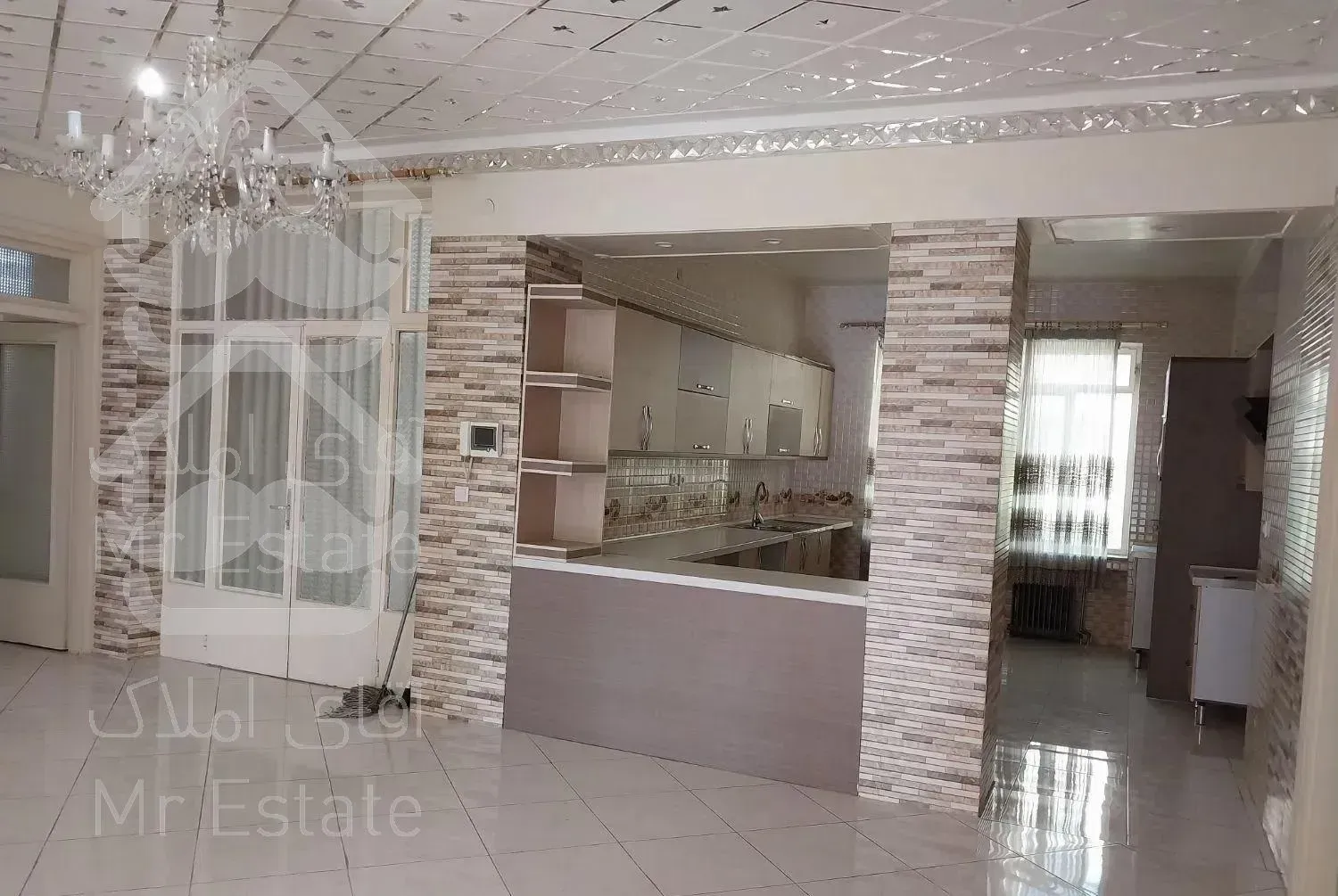 آپارتمان ۲۱۰متری ۳خوابه