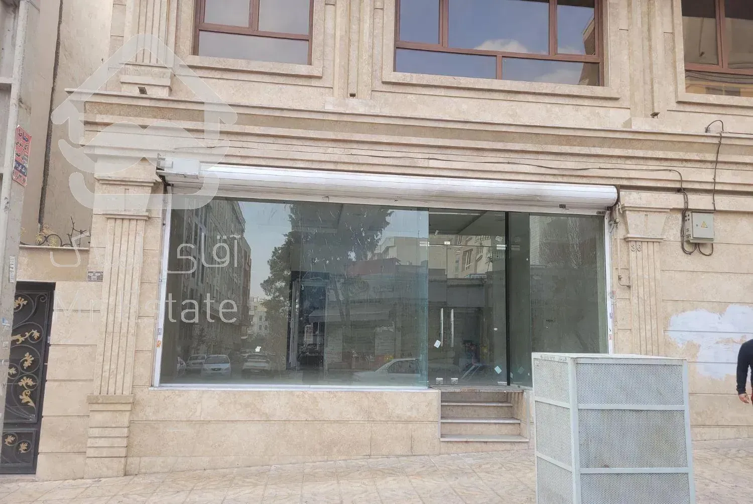 مغازه ۶۰ متر فردوس غرب