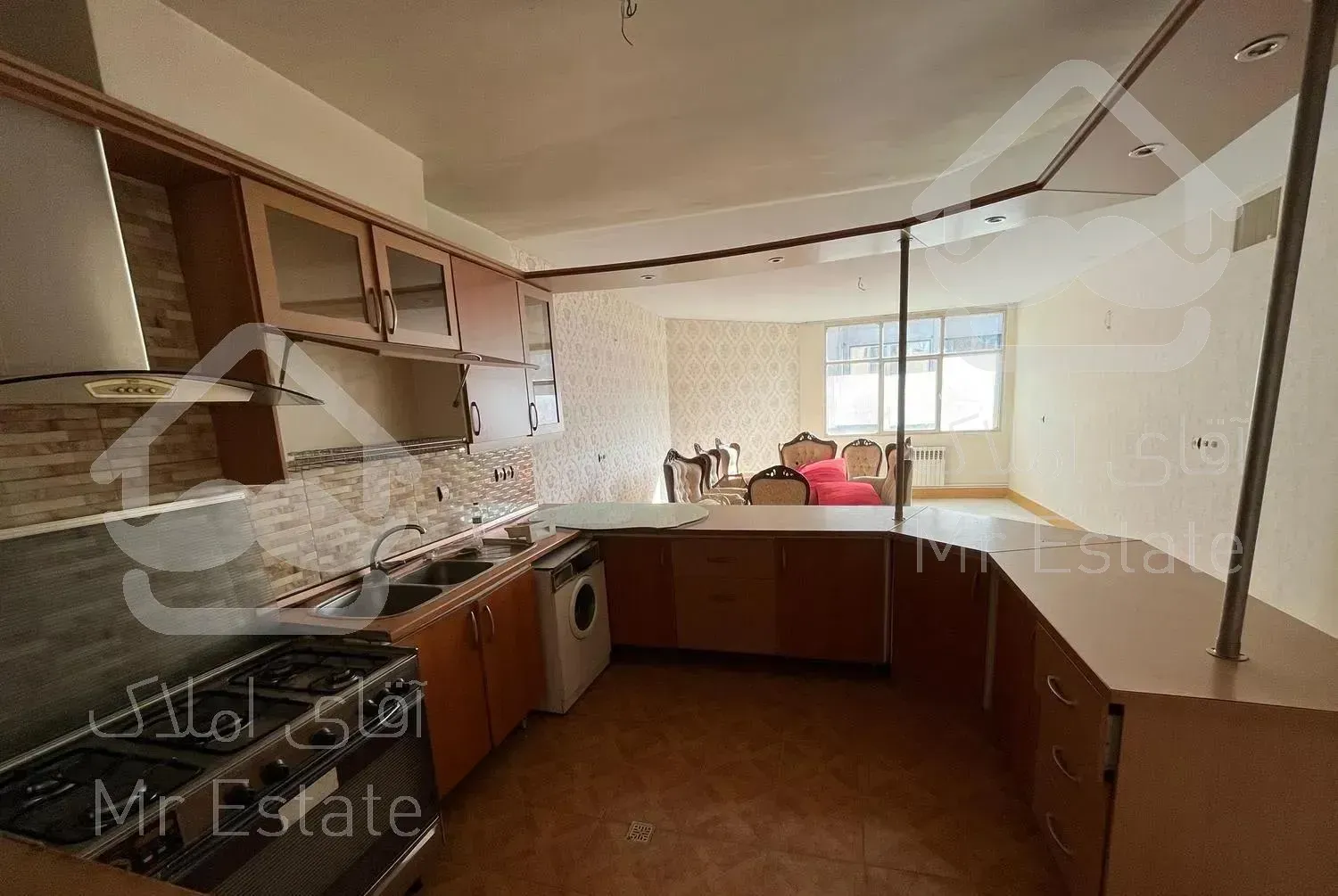 ۱۱۰متـر ۲خـوابه طبـقه‌دوم +پارکـینگ