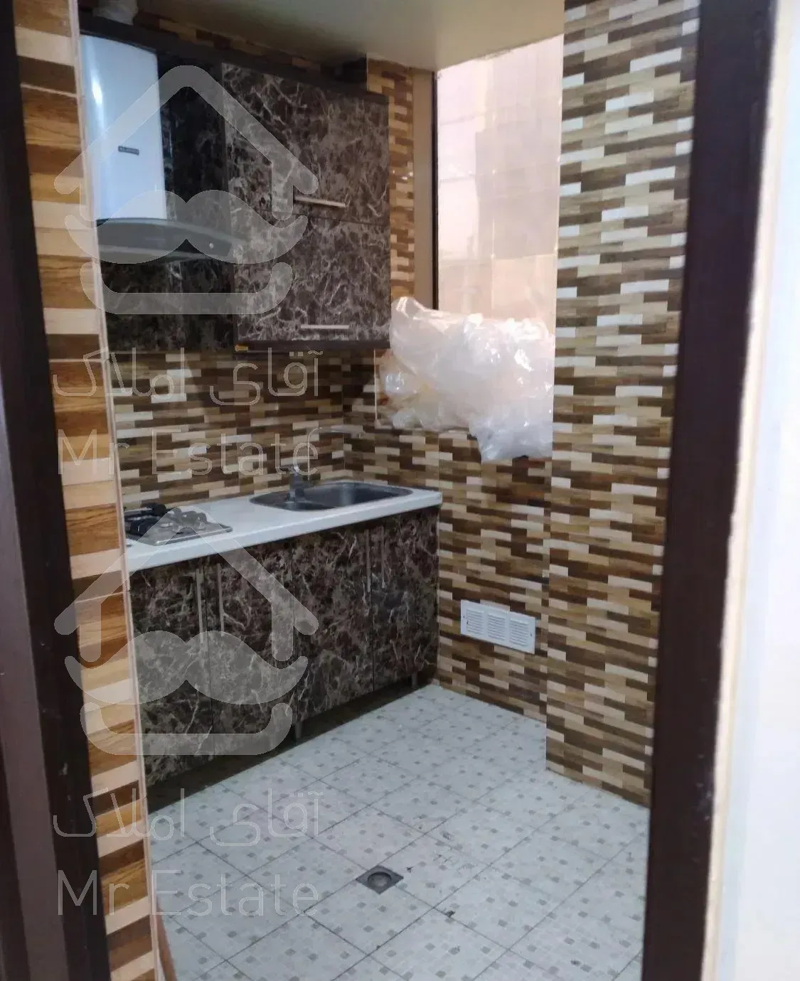 سند اداری  دریاچه چیتگر97 متر