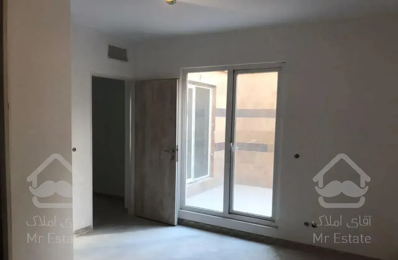 ۱۴۰متر/ فول امکانات کلیدنخورده/خوش نقشه/غرق نور