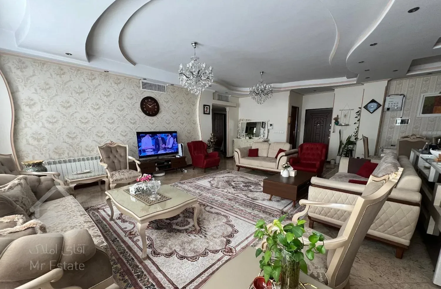 ۱۴۰ متر ۳ خواب تکواحدی-فول-بلوار کمالی شرقی