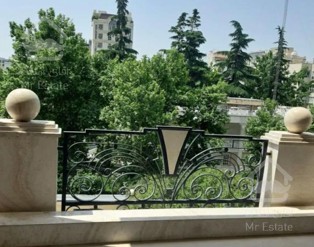 خرید و فروش آپارتمان مسکونی 220 متری فرمانیه