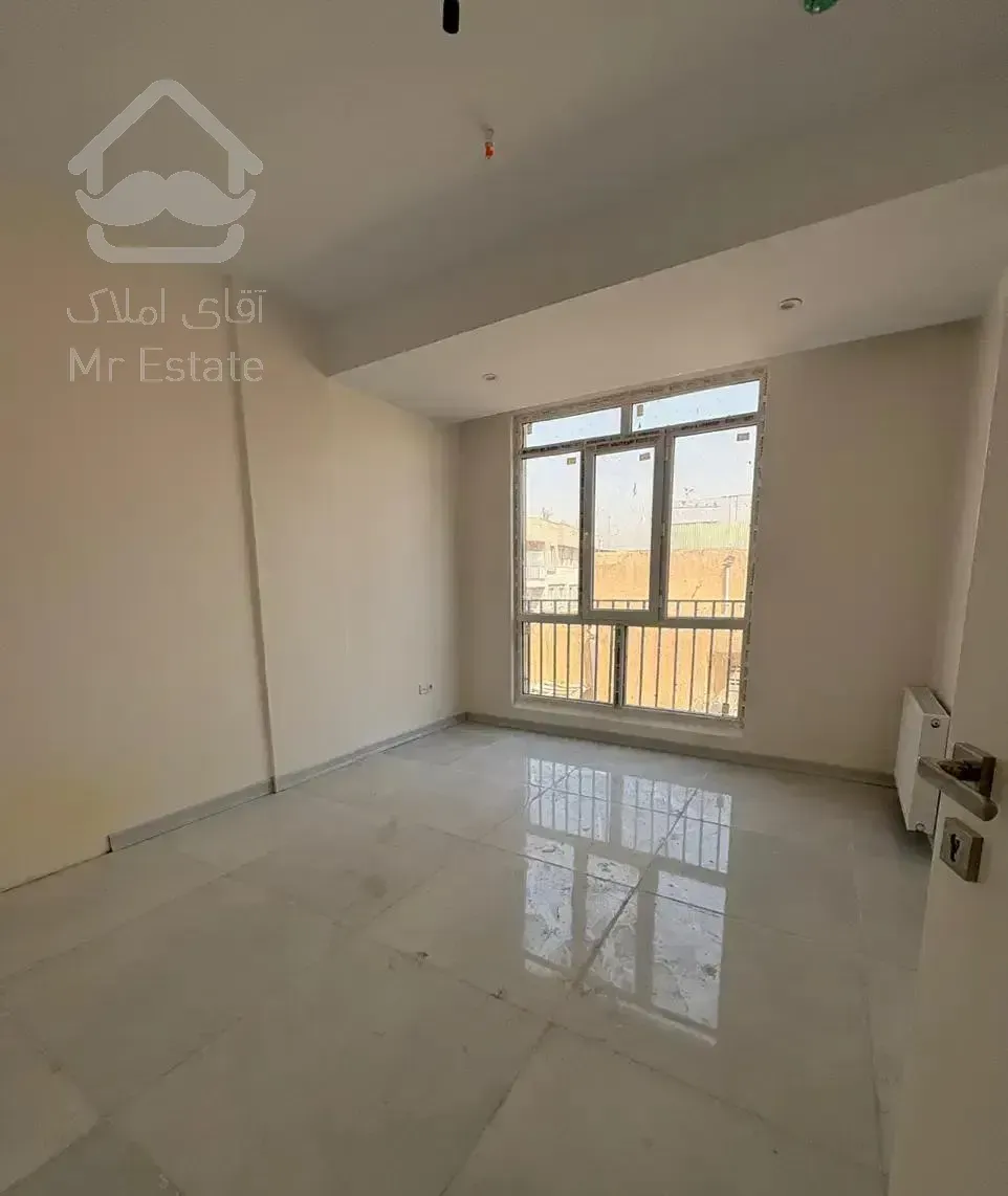 ۱۳۳ متر / سه خواب / فول / کلید نخورده