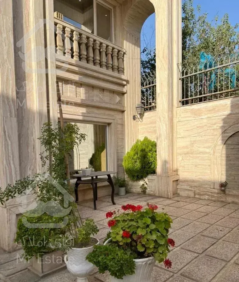 آپارتمان 140 متر سه خواب زنبق