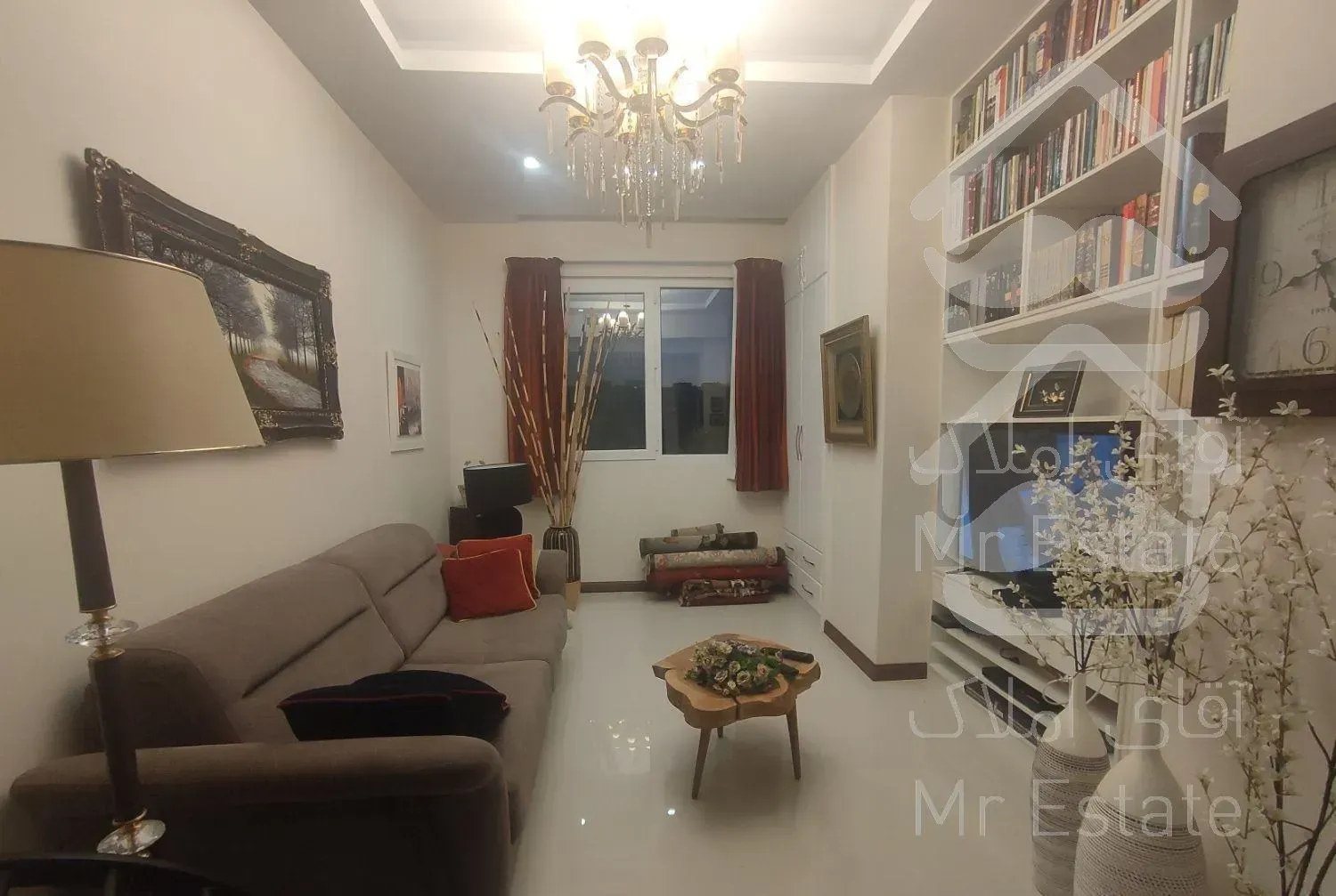 مهرشهر ۱۵۰ متر دو خواب ساختمان بنام