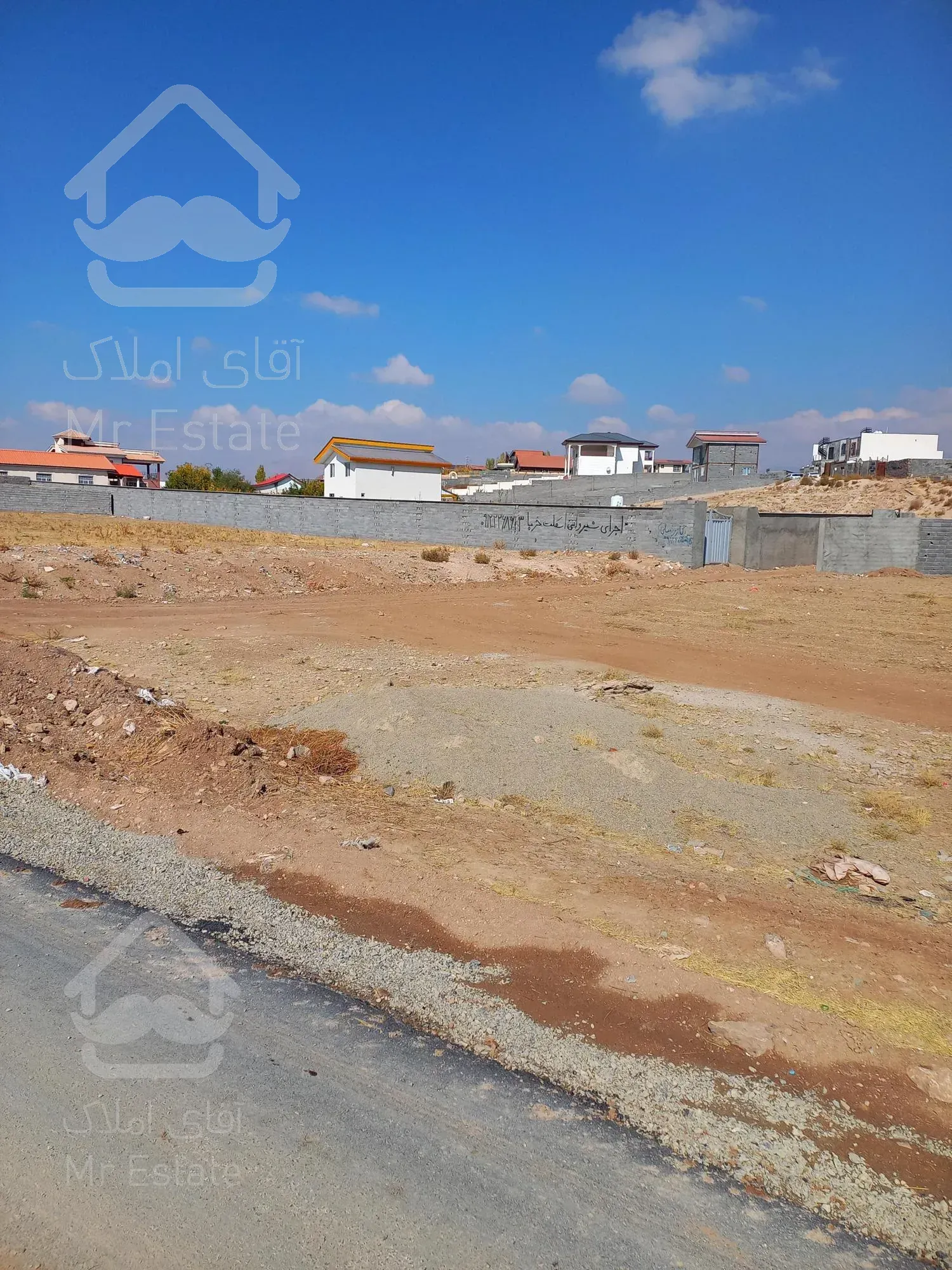 ۱۱۵۰ متر زمین بر اصلی جاده صالح آباد