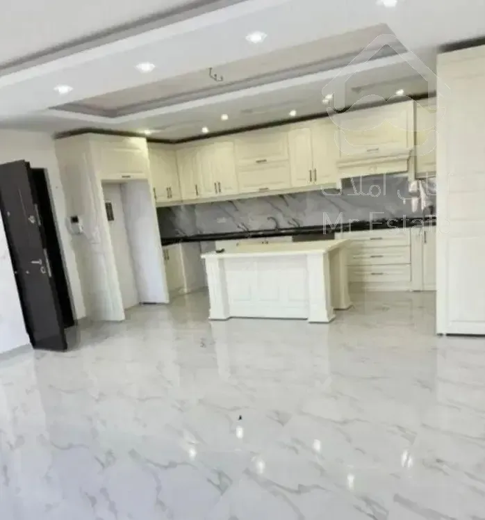 آپارتمان۱۰۵متر طبقه پنجم کوهپایه ای ویو بینظیر