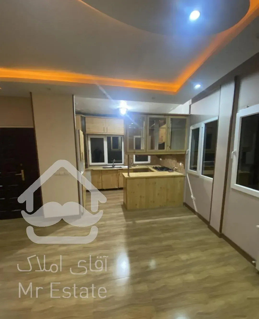 فروش آپارتمان ۸۲ متری دو خواب بلوار فردوس