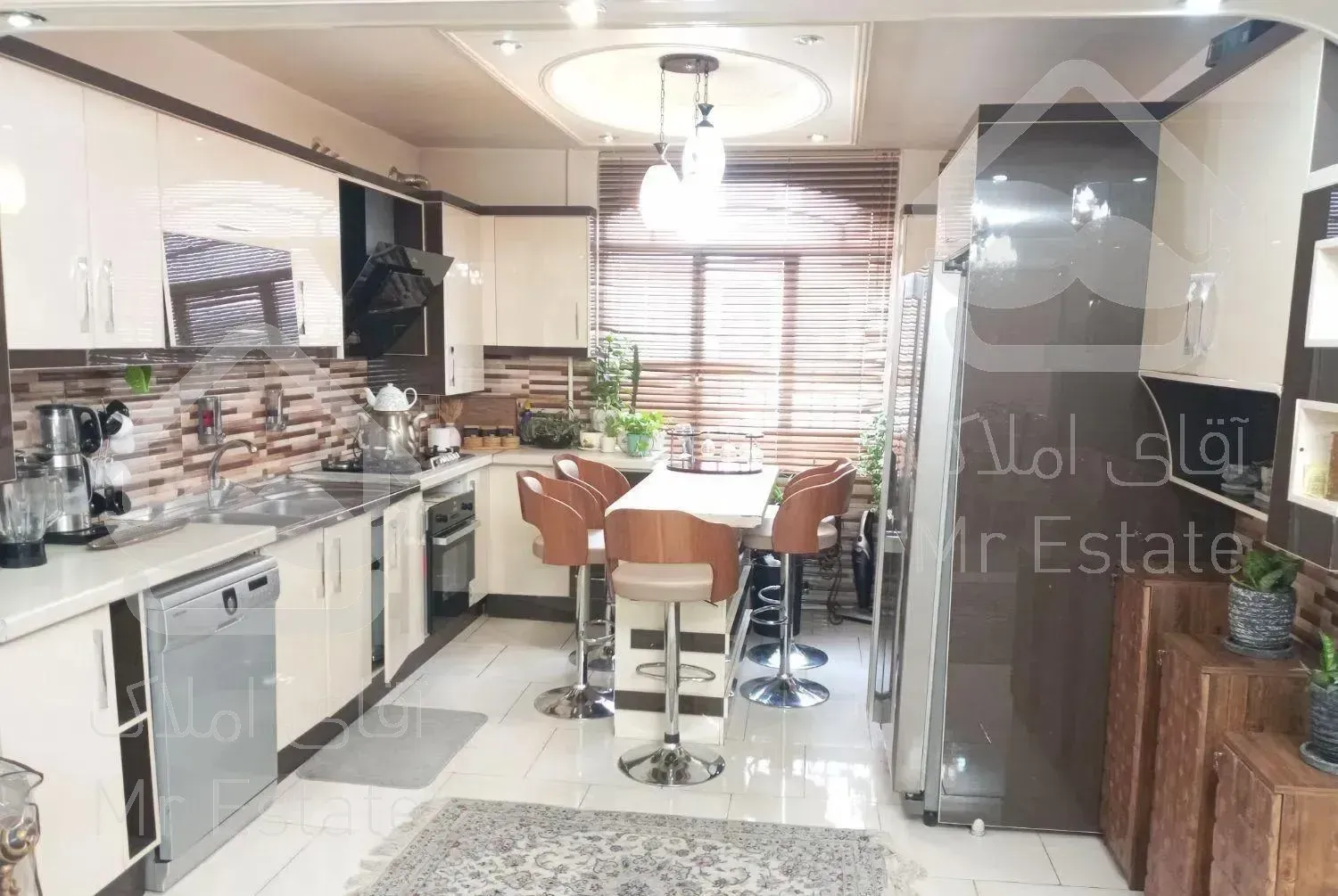 آپارتمان ۹۵متر دوخوابه در نیروهوایی