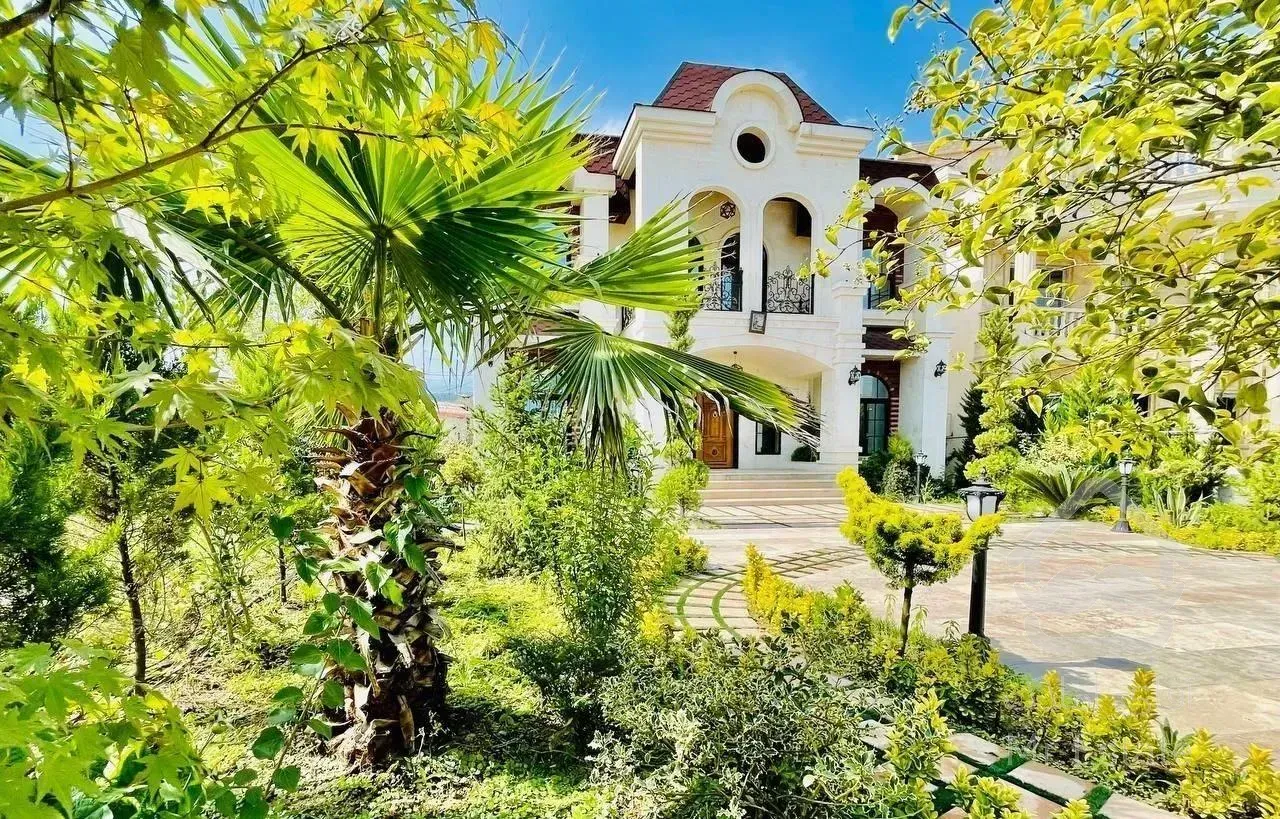 ویلا دوبلکس استخر دار لاکچری ۲۸۰متر شهرکی سند دار