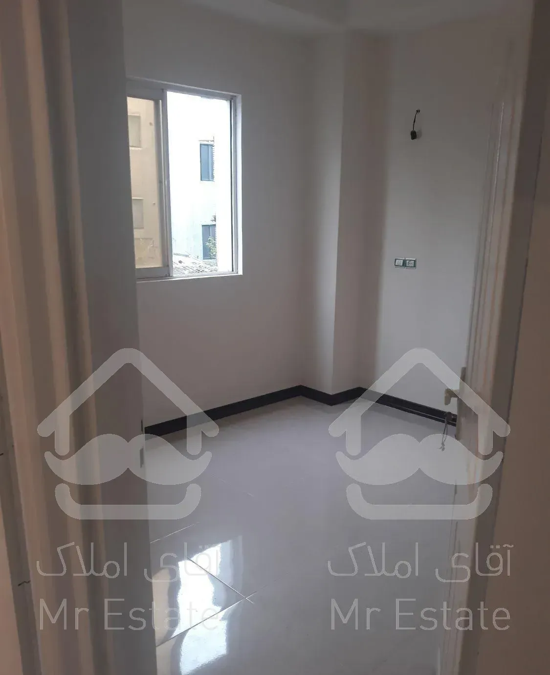 اپارتمان ۹۰متر میباشد