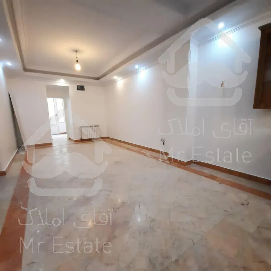 ۶۶متر دوخواب طبقه اول با پارکینگ در پونک