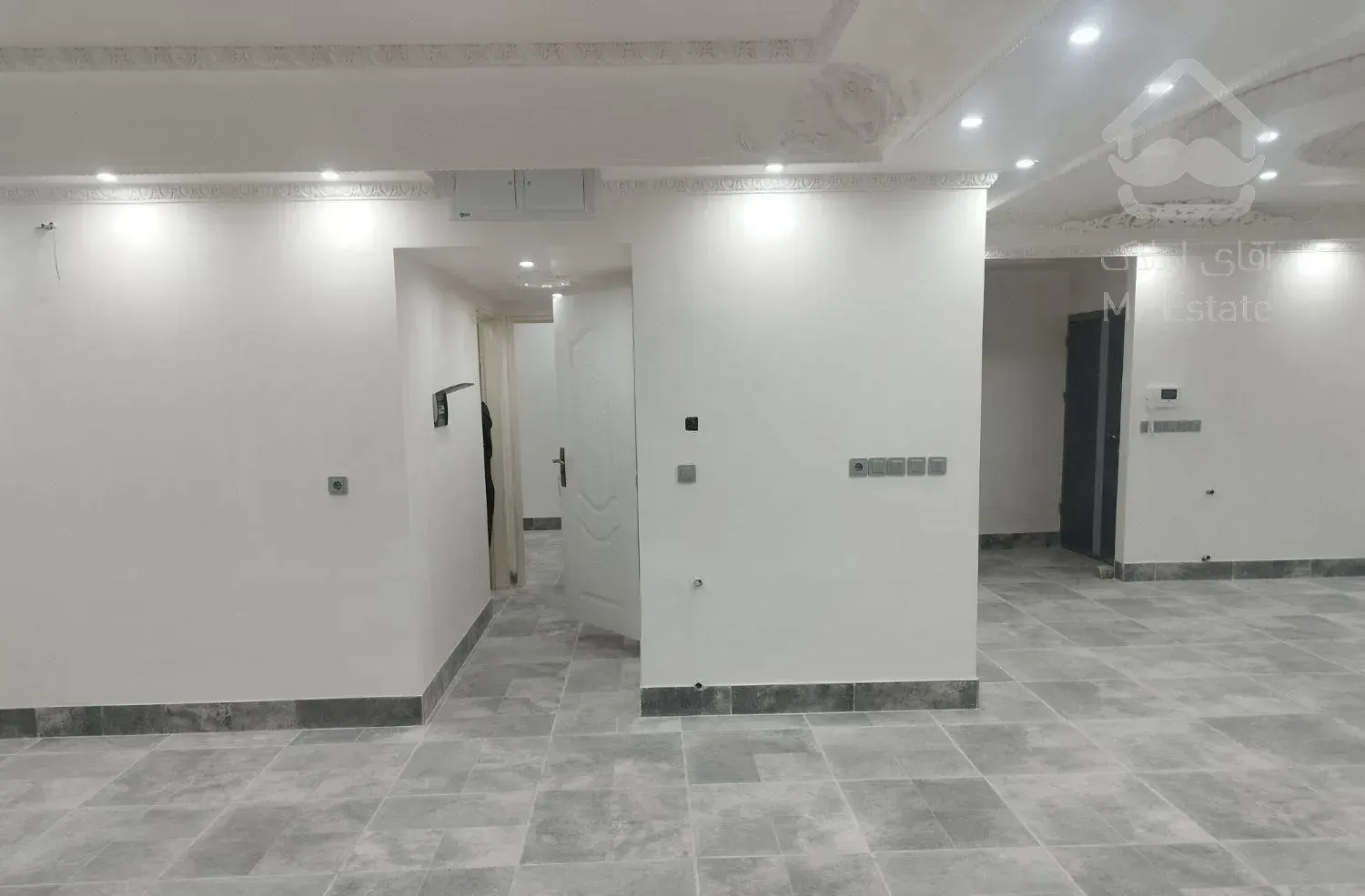 فروش آپارتمان ۲۱۵ متری ۴ خوابه