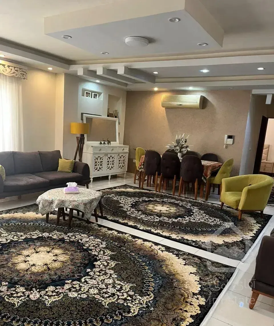 فروش آپارتمان۹۵متری در خیابان هراز