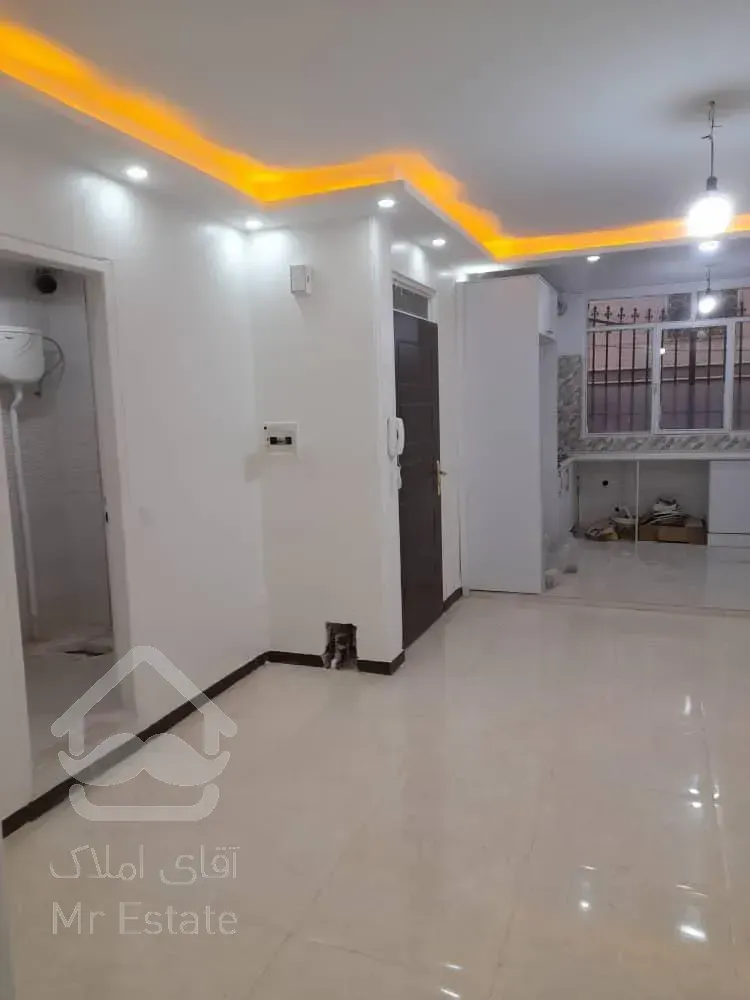 آپارتمان ۶۵متری ۲ خواب، لوکیشن عالی، خوش نقش، سال۷۷