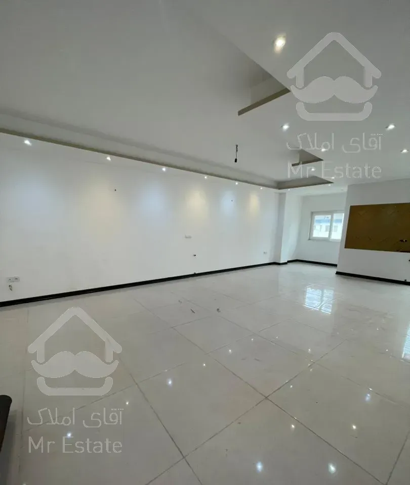 آپارتمان شیک نوساز کلیدنخورده۱۸۰متری