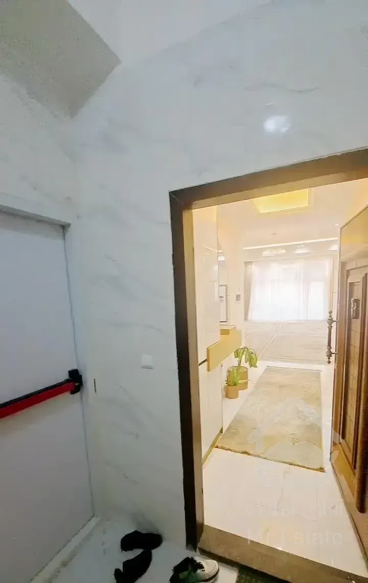 ۱۸۰متر آپارتمان لوکس مصلی